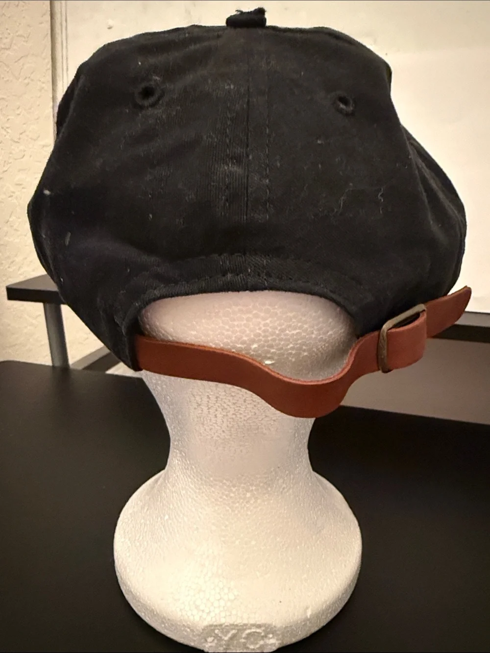 Black UK Cap with Embroidered '1865' Detail